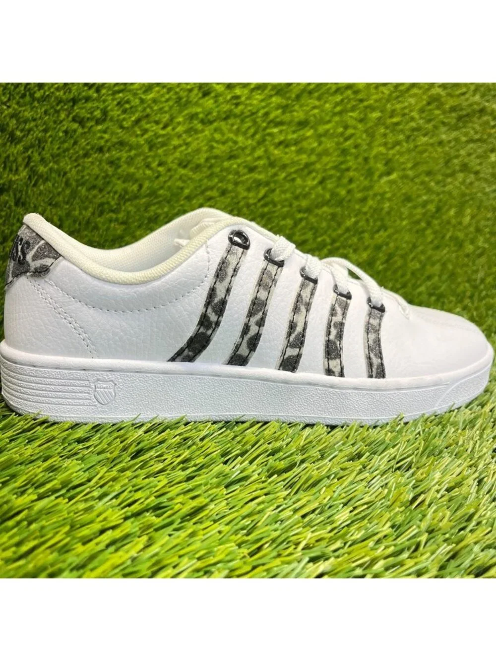 K-Swiss Court Pro II Leopard Womens Size 7 White Black Athletic Shoes Sneakers